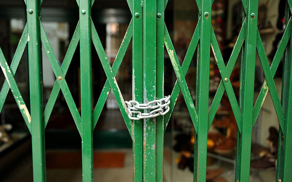 rideau de porte Levallois-Perret